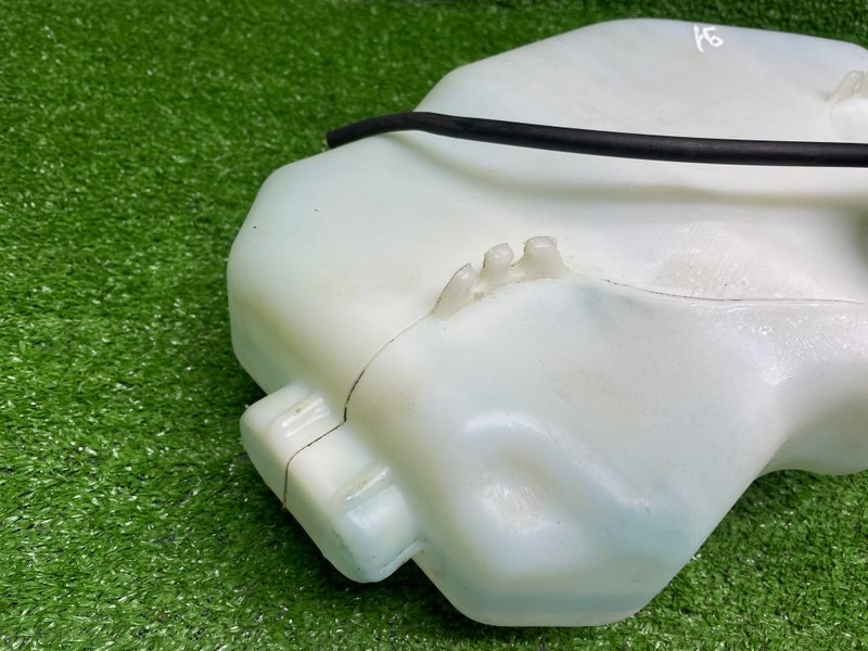 Бачок омывателя лобового стекла, 1000 рублей, Москва