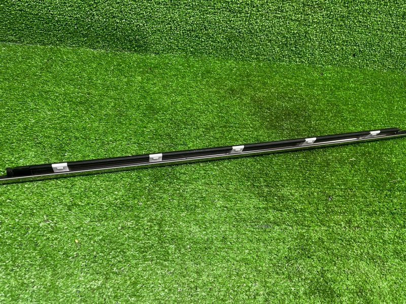 Молдинг стекла, 1500 рублей, Москва