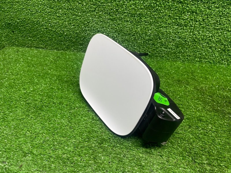 Лючок топливного бака, 3500 рублей, Москва