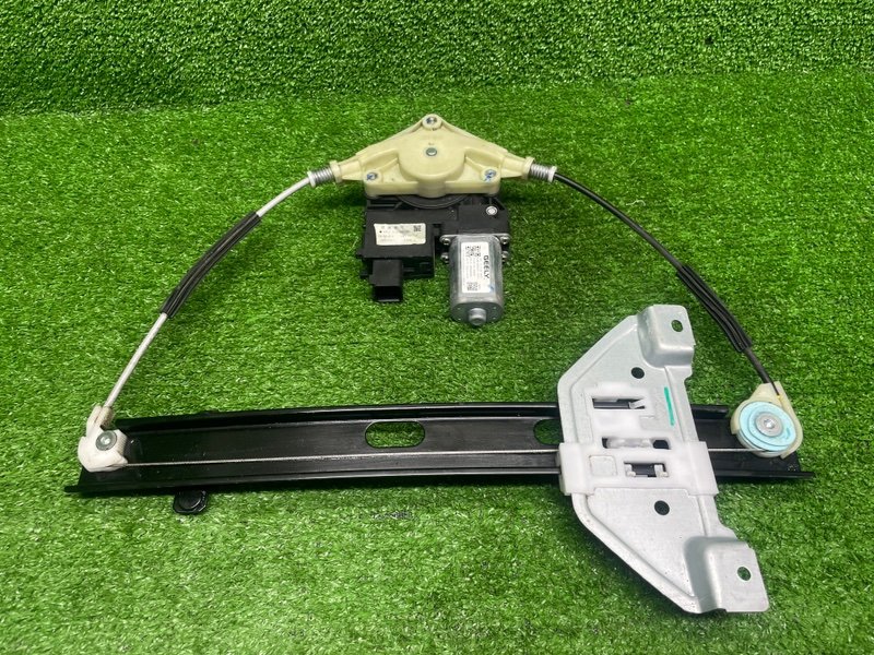 Стеклоподъемник задний, 2500 рублей, Москва