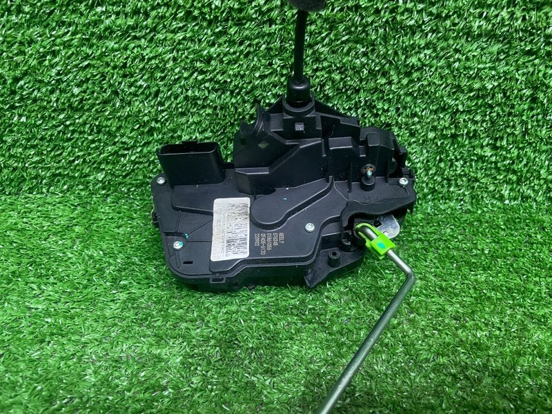 Замок двери передней правой, 2000 рублей, Москва