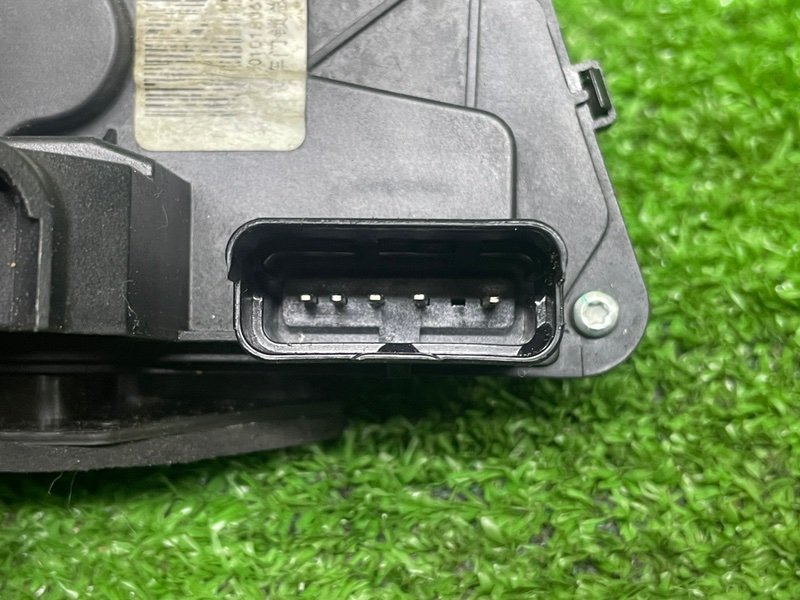 Замок двери передней правой, 2000 рублей, Москва