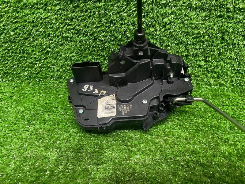 Замок двери задней правой, 2000 рублей, Москва