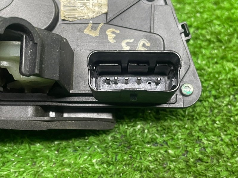 Замок двери задней правой, 2000 рублей, Москва