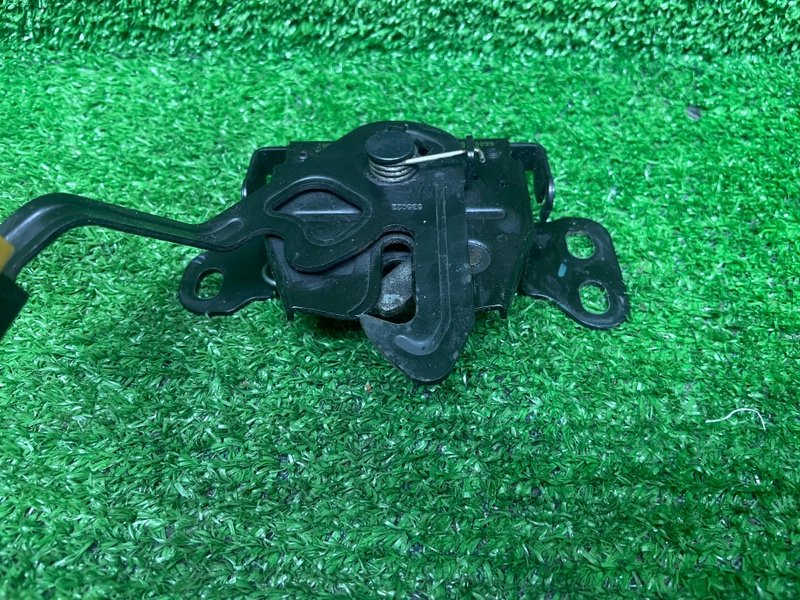 Замок капота, 1500 рублей, Москва