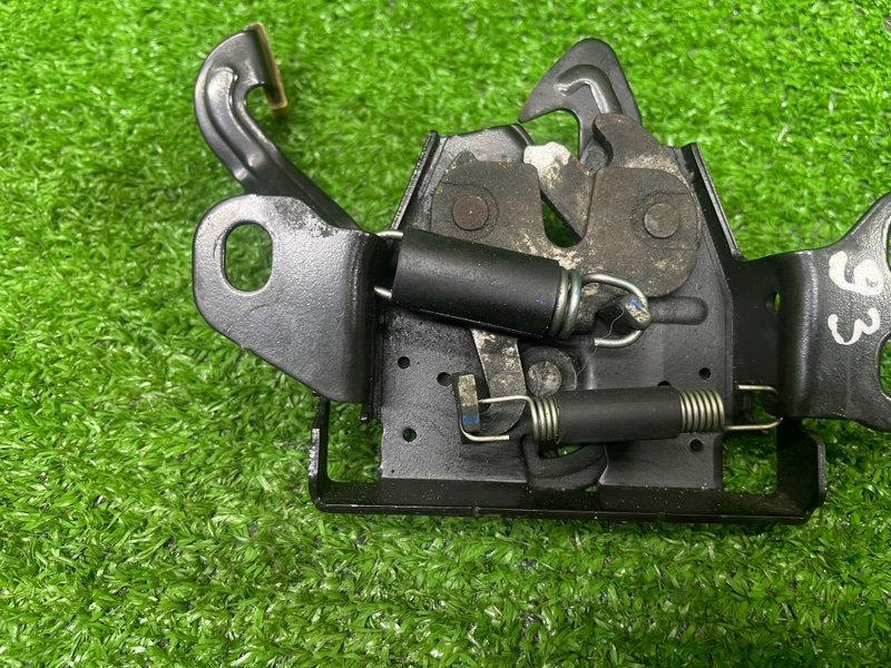 Замок капота, 1500 рублей, Москва