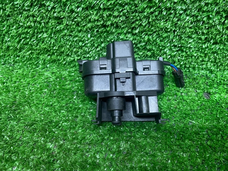 Замок лючка бензобака, 2500 рублей, Москва