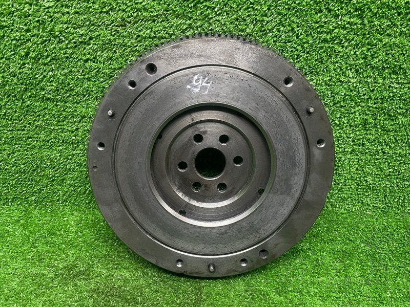 Маховик, 2000 рублей, Москва