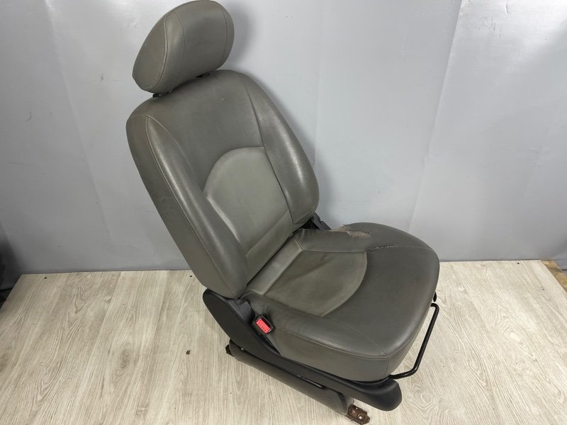 Сиденье переднее левое, 10000 рублей, Москва