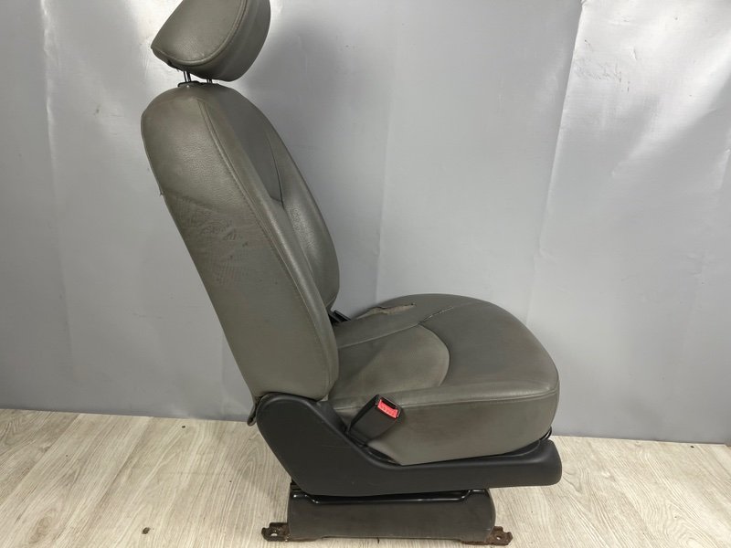 Сиденье переднее левое, 10000 рублей, Москва