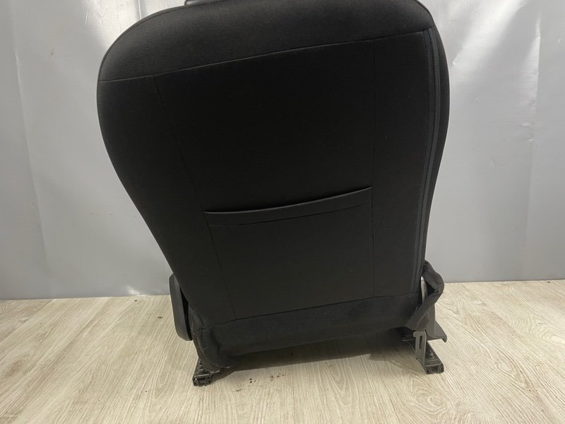 Сиденье переднее правое, 6000 рублей, Москва