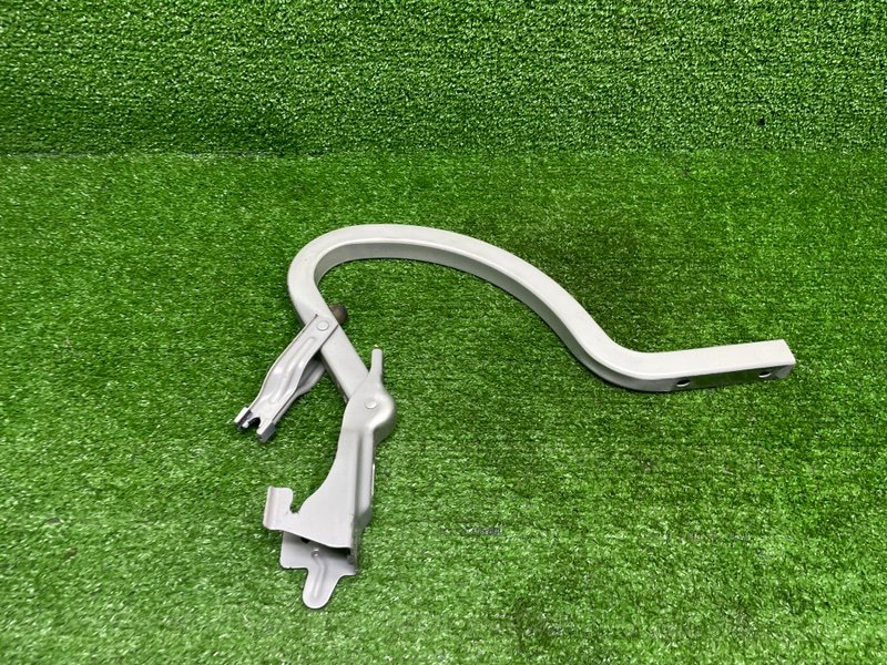 Петля крышки багажника, 3000 рублей, Москва