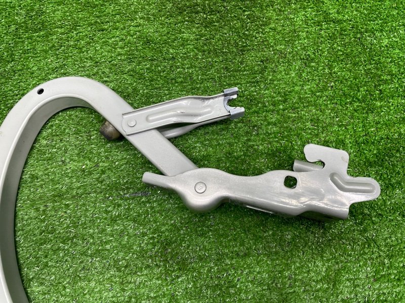 Петля крышки багажника, 3000 рублей, Москва