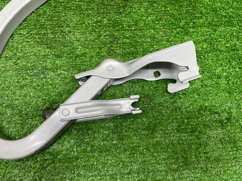 Петля крышки багажника, 3000 рублей, Москва