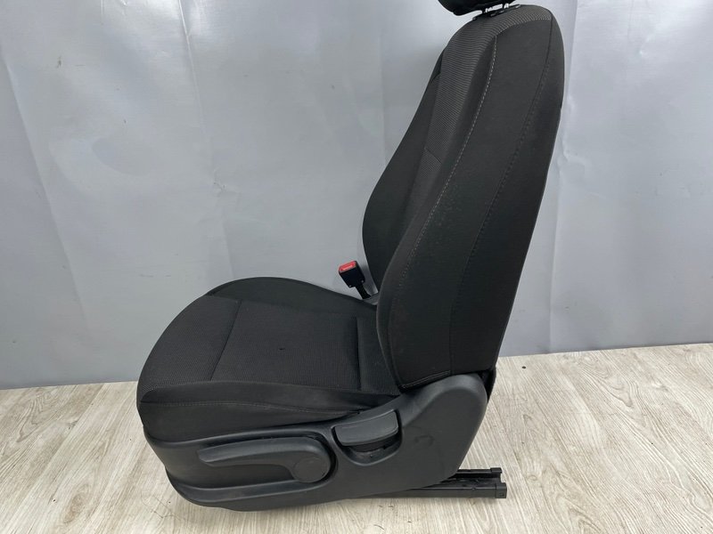 Сиденье переднее левое, 15000 рублей, Москва