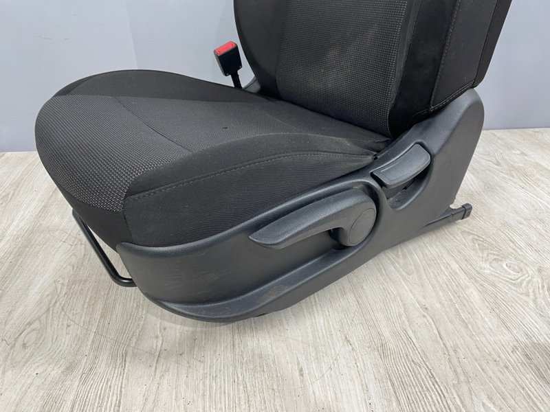 Сиденье переднее левое, 15000 рублей, Москва