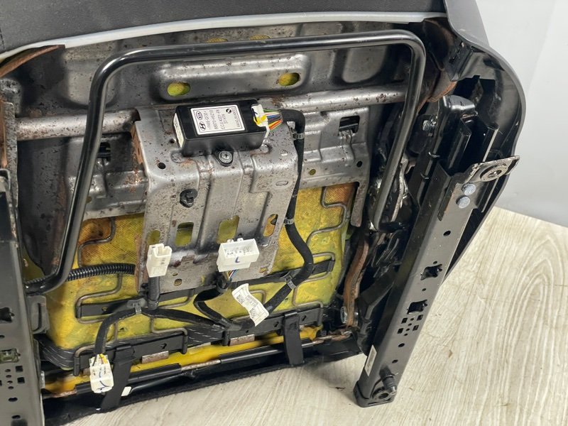 Сиденье переднее левое, 15000 рублей, Москва