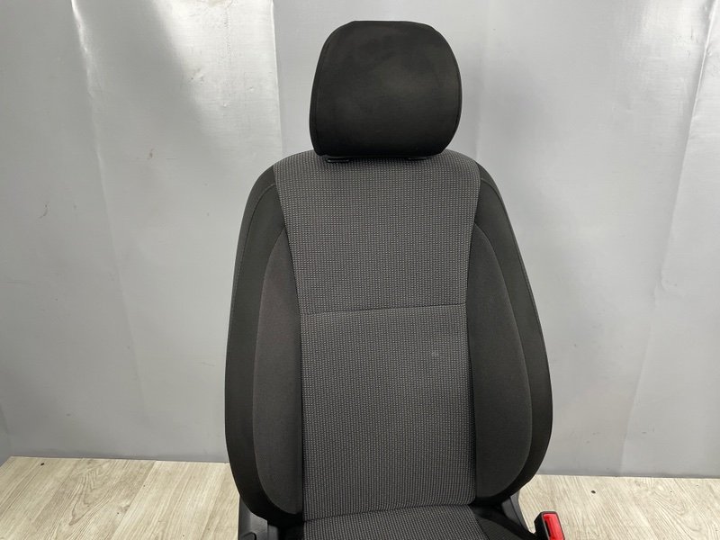 Сиденье переднее правое, 12000 рублей, Москва