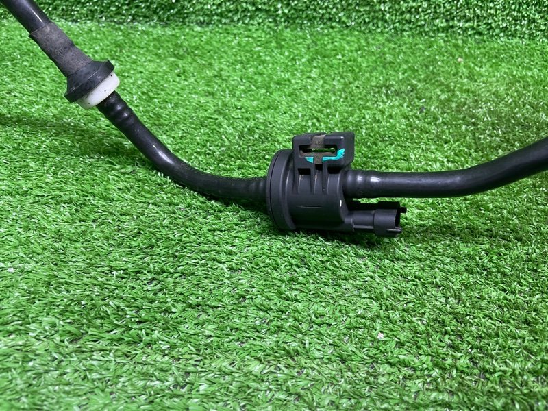 Клапан вентиляции топливного бака, 2500 рублей, Москва