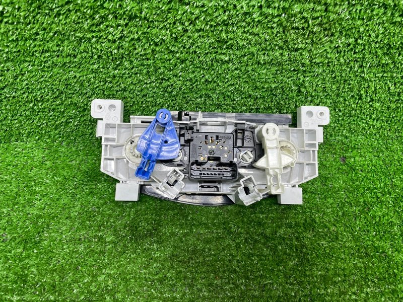 Блок управления отопителем, 2000 рублей, Москва