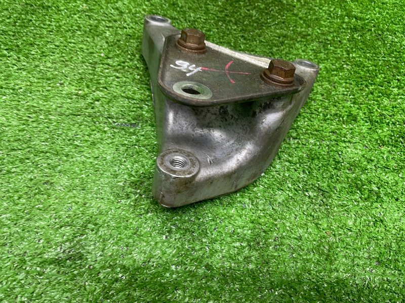 Кронштейн двигателя, 1000 рублей, Москва