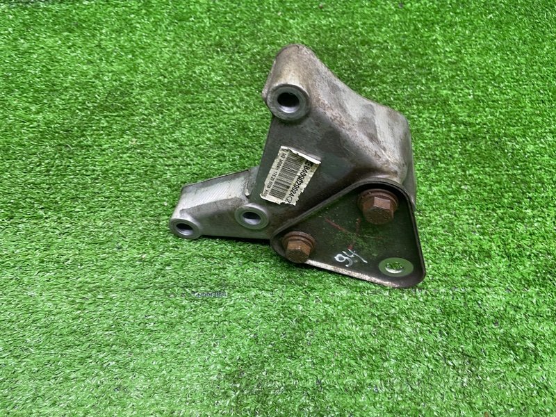 Кронштейн двигателя, 1000 рублей, Москва