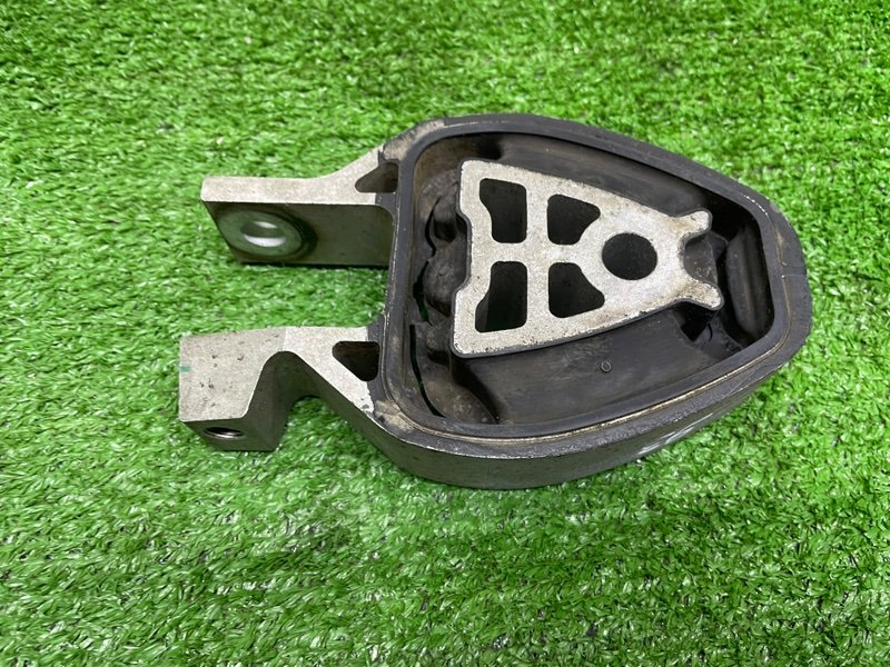 Опора двигателя, 2000 рублей, Москва