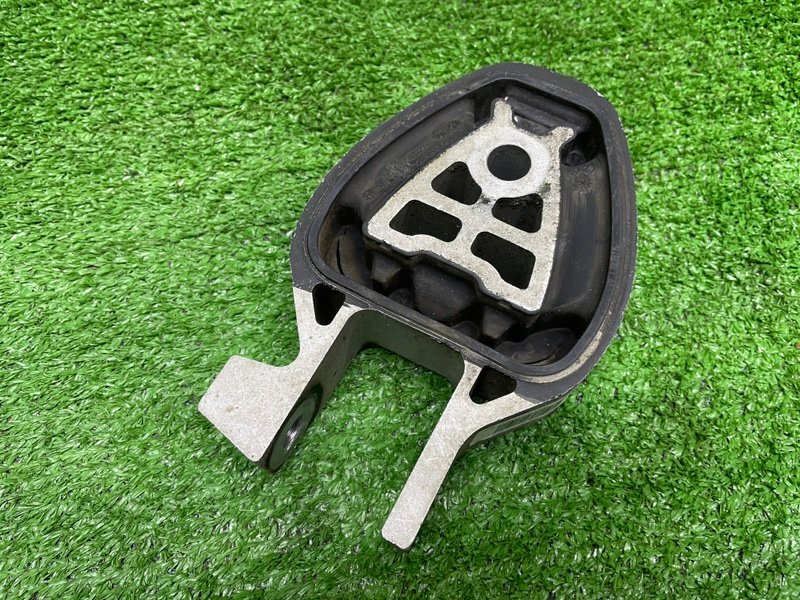 Опора двигателя, 2000 рублей, Москва