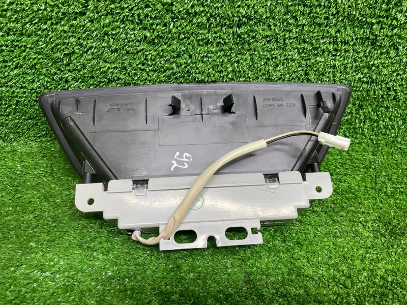 Фонарь задний (стоп сигнал), 1000 рублей, Москва