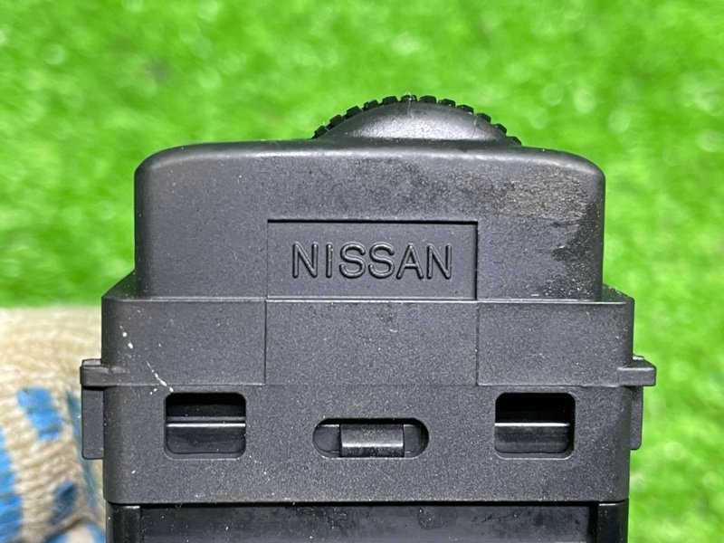 Кнопка корректора фар, 500 рублей, Москва