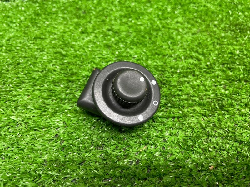 Блок управления зеркалами, 500 рублей, Москва