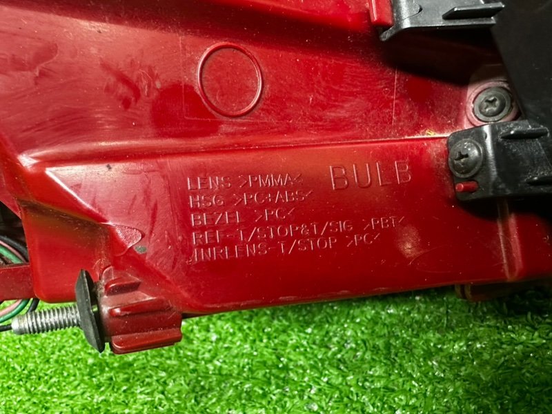 Фонарь задний правый, 15000 рублей, Москва