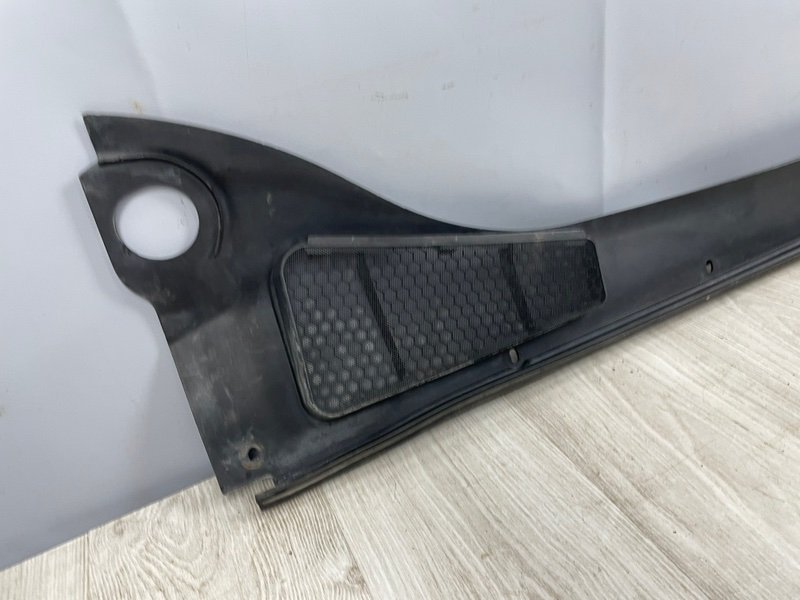 Планка под лобовое стекло, 1200 рублей, Москва