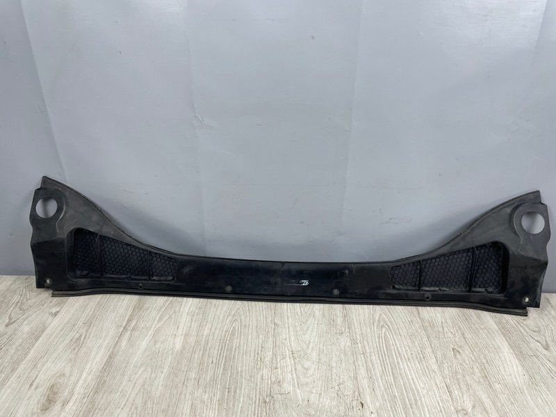 Планка под лобовое стекло, 1200 рублей, Москва