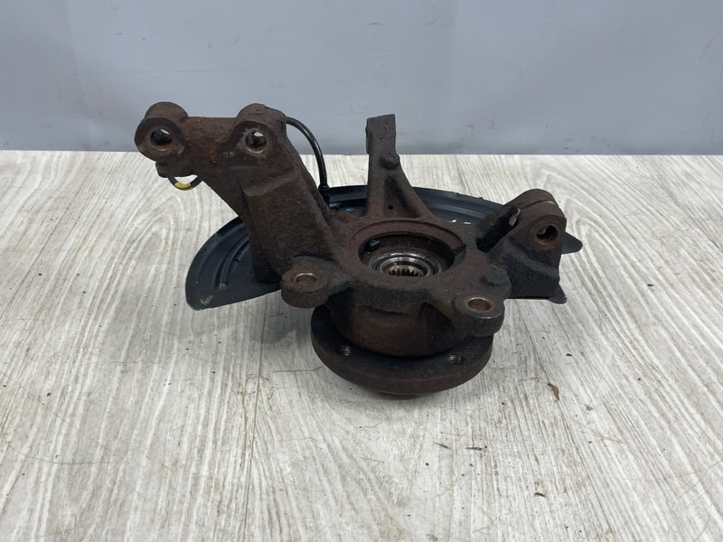 Кулак поворотный, 2500 рублей, Москва