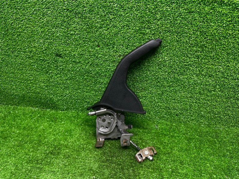 Рычаг стояночного тормоза, 500 рублей, Москва