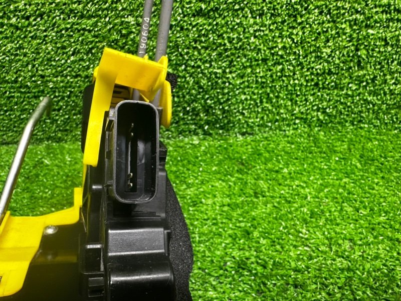 Замок двери задней правой, 1500 рублей, Москва