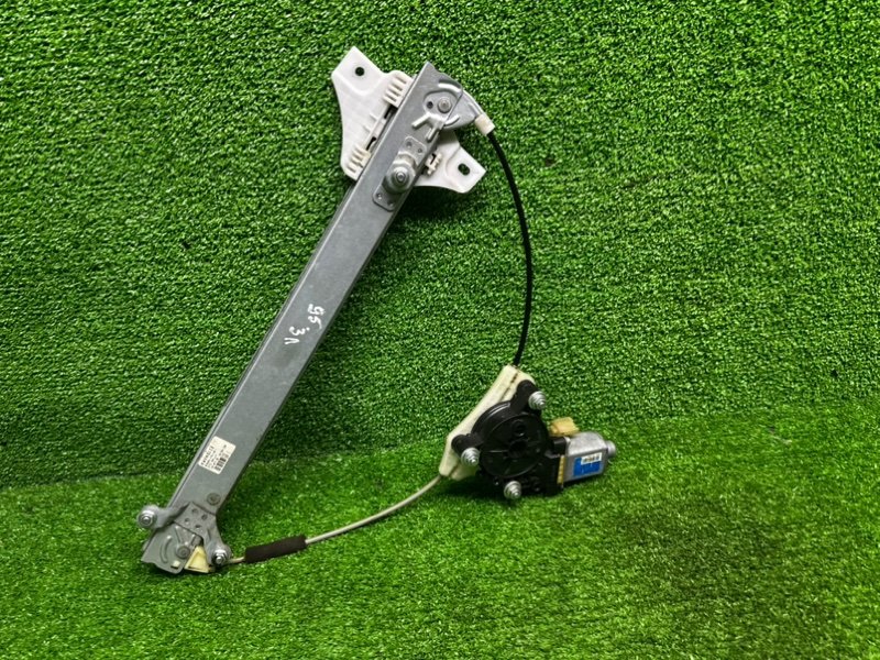 Стеклоподъемник задний, 1000 рублей, Москва