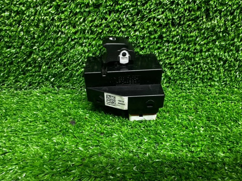 Кнопка стеклоподъемника, 500 рублей, Москва