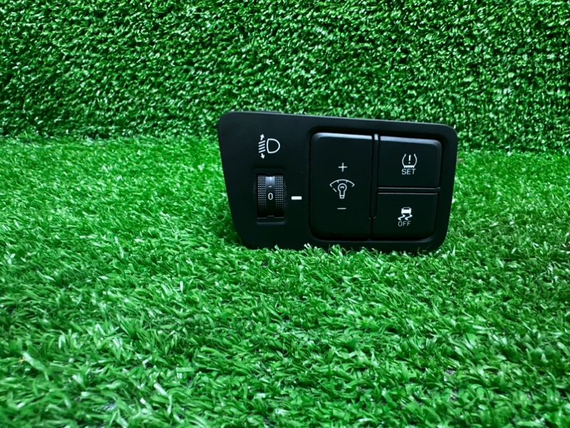 Блок кнопок, 1000 рублей, Москва