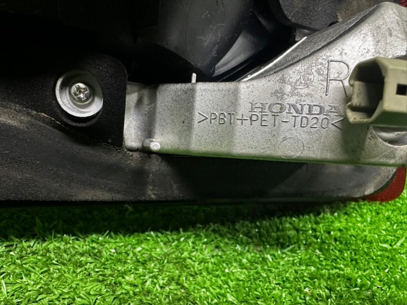 Фонарь задний правый, 3500 рублей, Москва