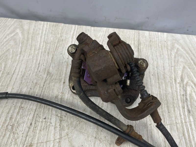 Суппорт тормозной задний правый, Москва