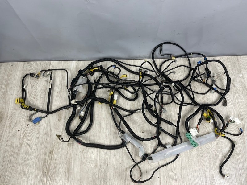 Проводка багажника, 2500 рублей, Москва