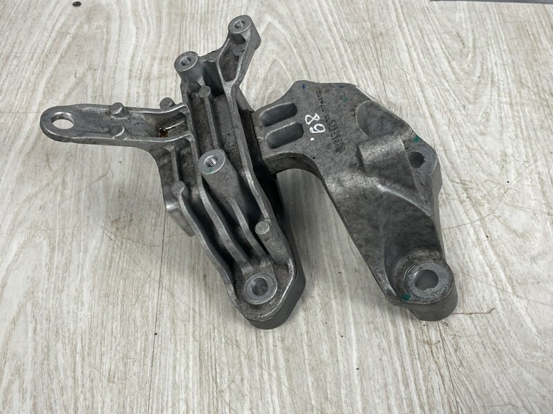 Опора двигателя, 6000 рублей, Москва