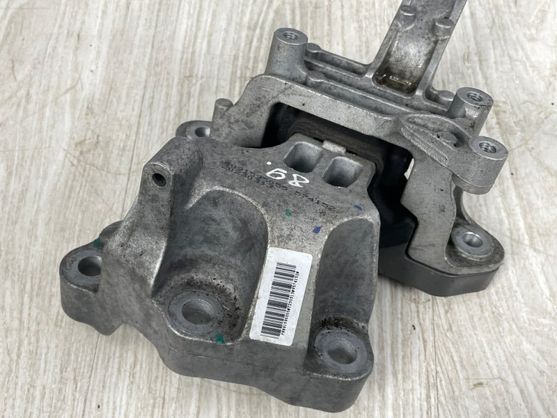 Опора двигателя, 6000 рублей, Москва