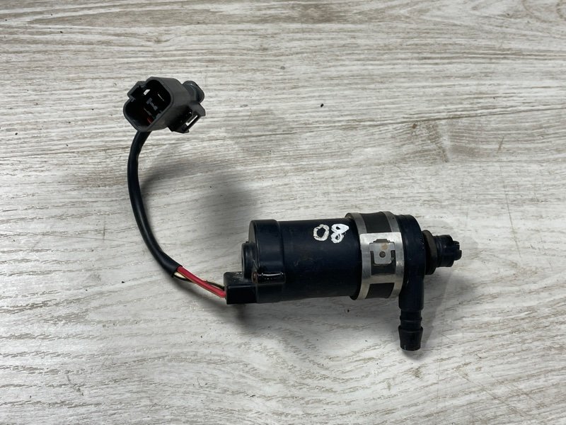 Насос омывателя фар, 1000 рублей, Москва