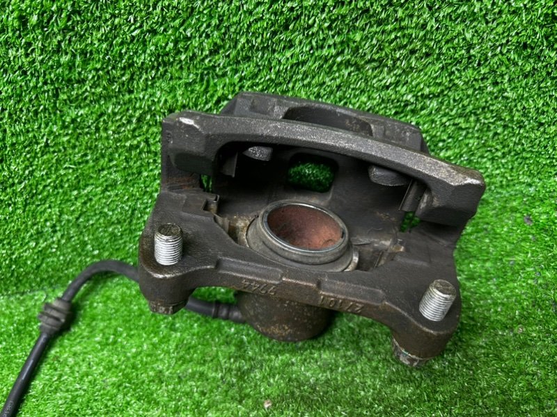 Суппорт тормозной передний правый, 5000 рублей, Москва