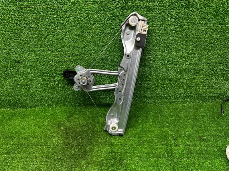 Стеклоподъемник задний, 1000 рублей, Москва