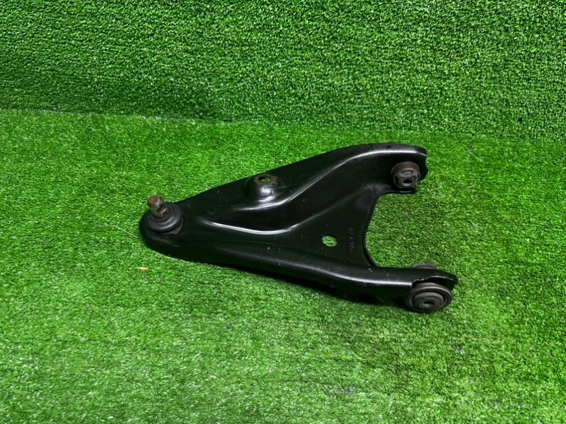 Рычаг передний правый, 1500 рублей, Москва