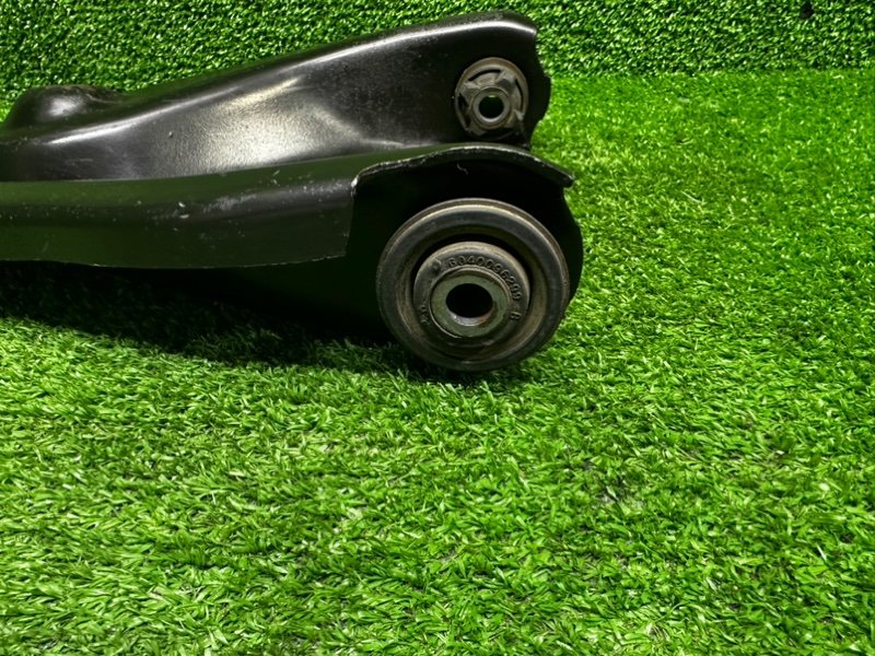 Рычаг передний правый, 1500 рублей, Москва